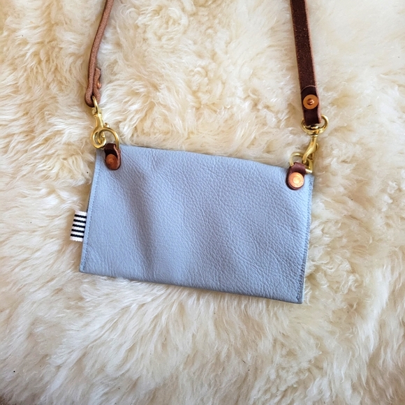 NEW!! Meanwhile Back on The Farm Mini Crossbody - Picture 3 of 3